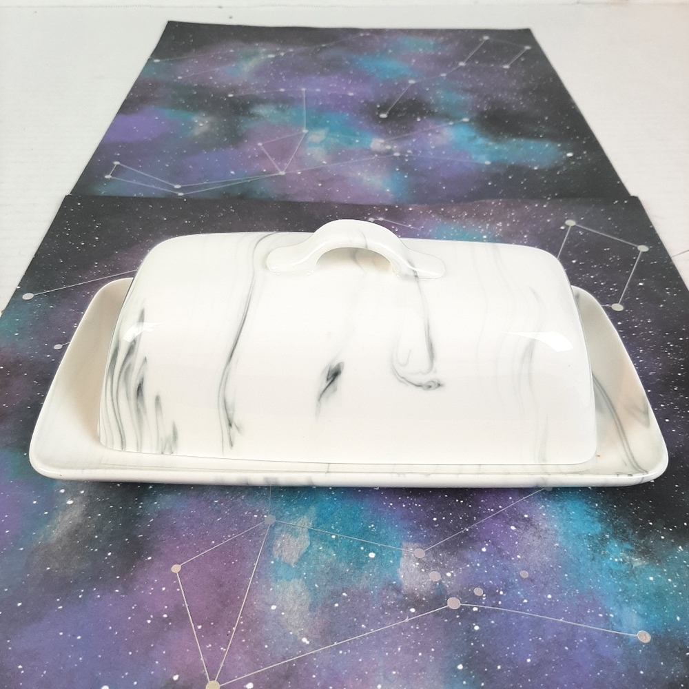 🛍Maison Neuve Faux Marble Ceramic Butter Dish Plate With Cover Gray Black White
